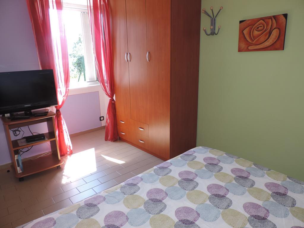 Vanni'S House Cannobio Bilik gambar